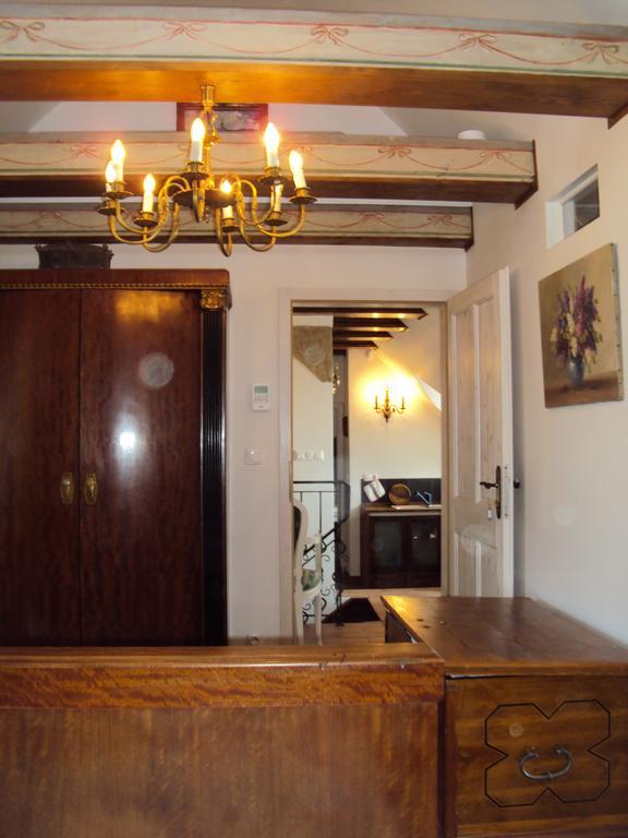 Castle Kastiel Kotesova Apartment Room photo
